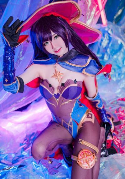 长裙加高跟这才是女神该有的样子_双语中字DVD国语在线观看