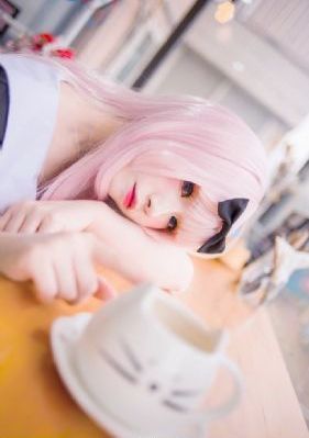 娇妻在ktv被朋友玩全文_超前点播超清在线观看