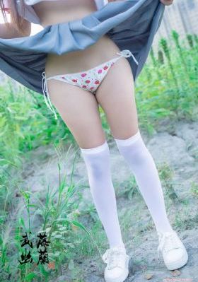 裸胸美女ww福利一区二区_超清免费动漫在线观看