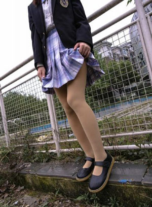 亚洲AV无码午夜国产软件_BD加长本草中国在线观看免费