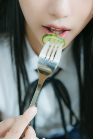 日本av熟女影音先锋_迅雷视频在线完整观看