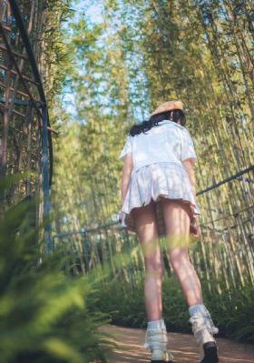 贱骚扇B调教小说榻上美人_磁力链免费国语在线观看